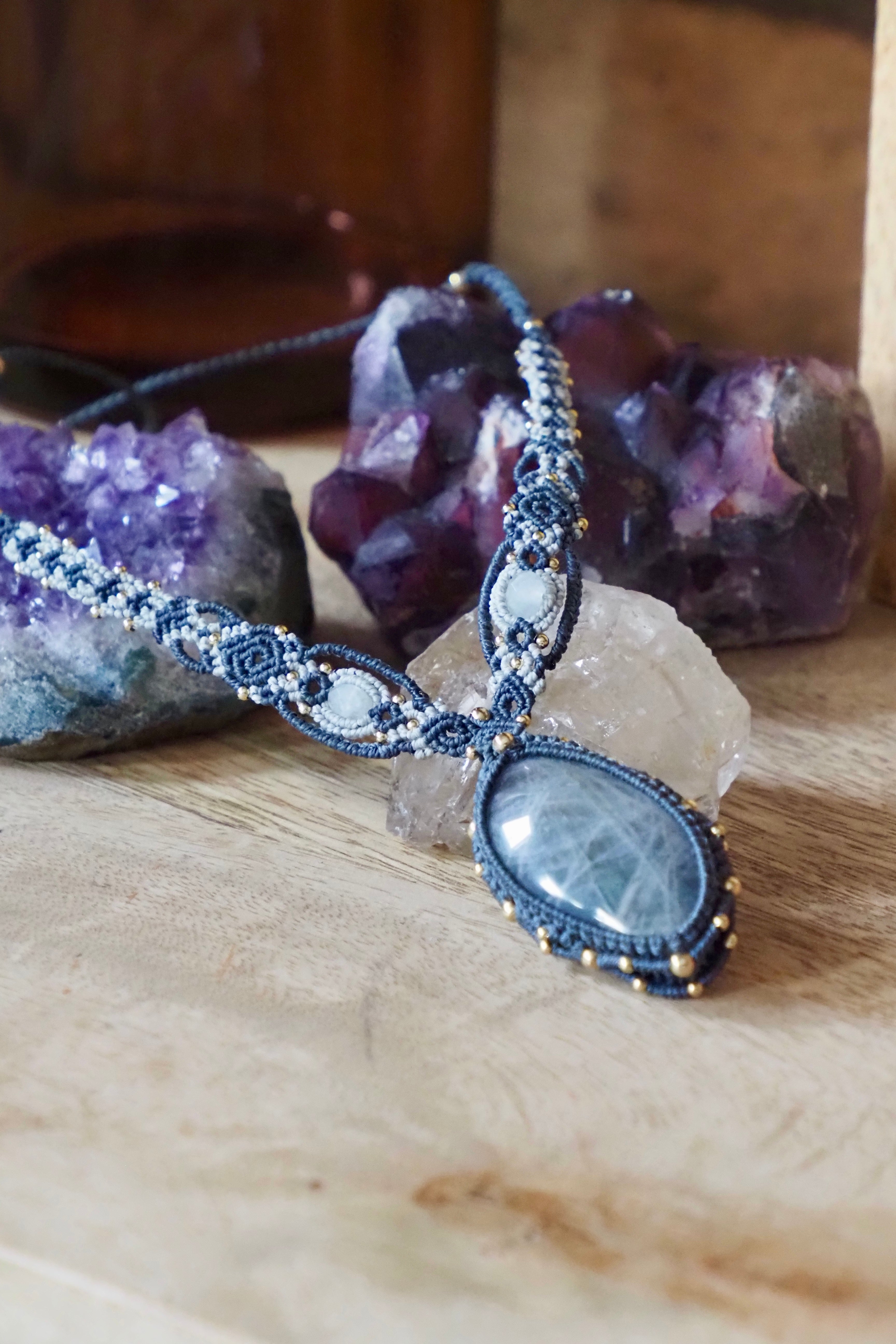 Light Grey Labradorite Necklace